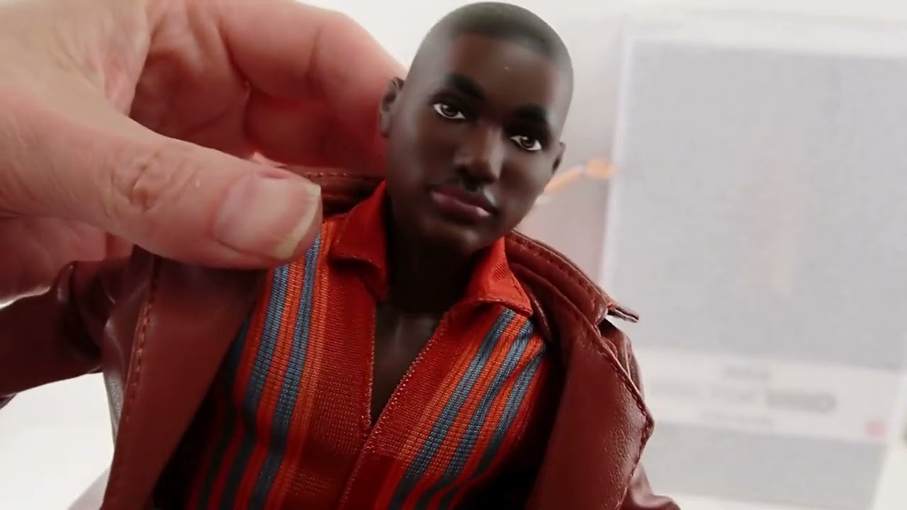 Unboxing Dolls from Doctor Who | Review | Barbie Enthusiast | Miniature Collector