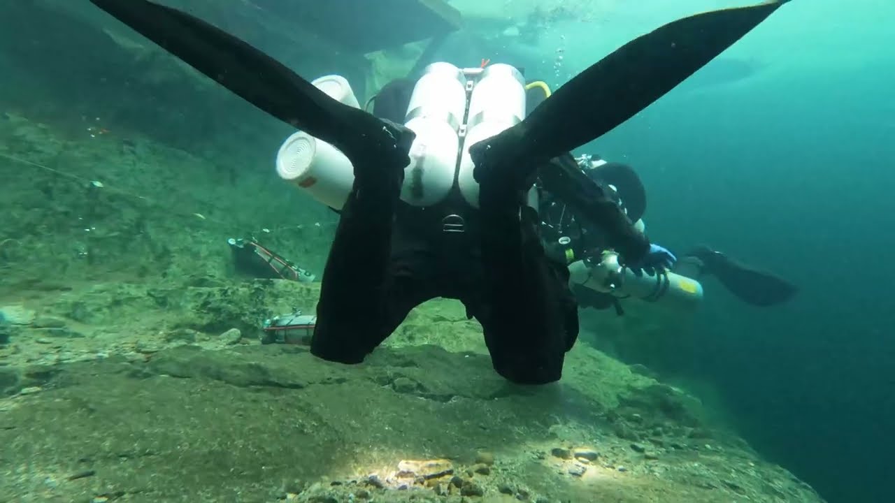 Luolasukellusta talvella Kaatialassa