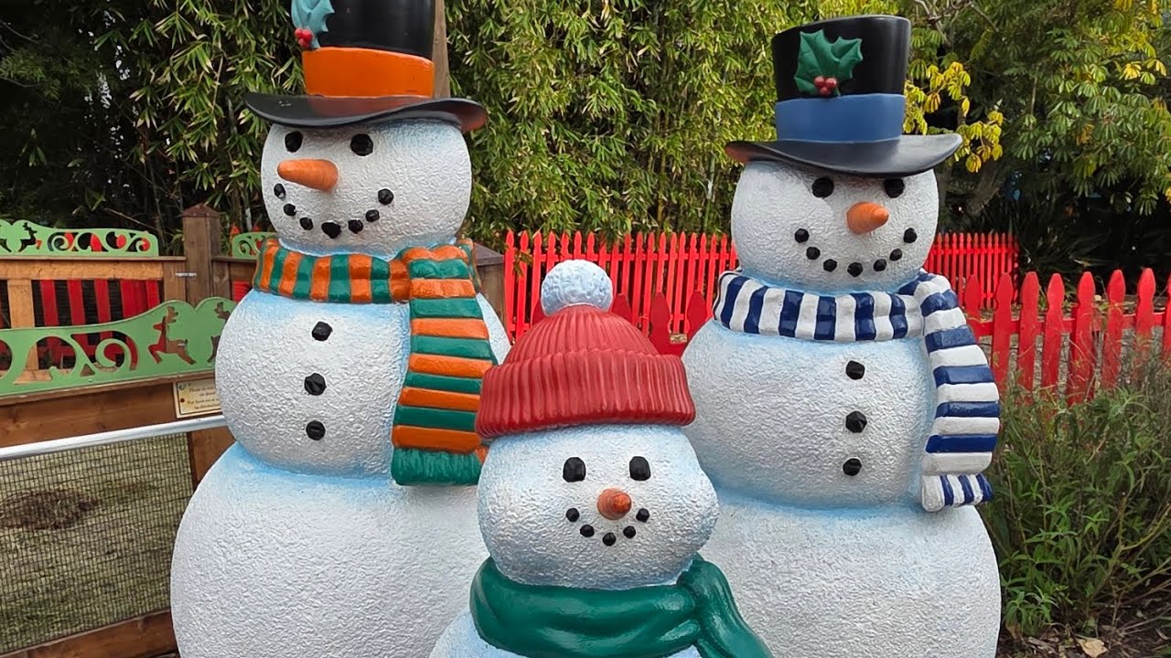 Holiday Plaza at SeaWorld San Diego