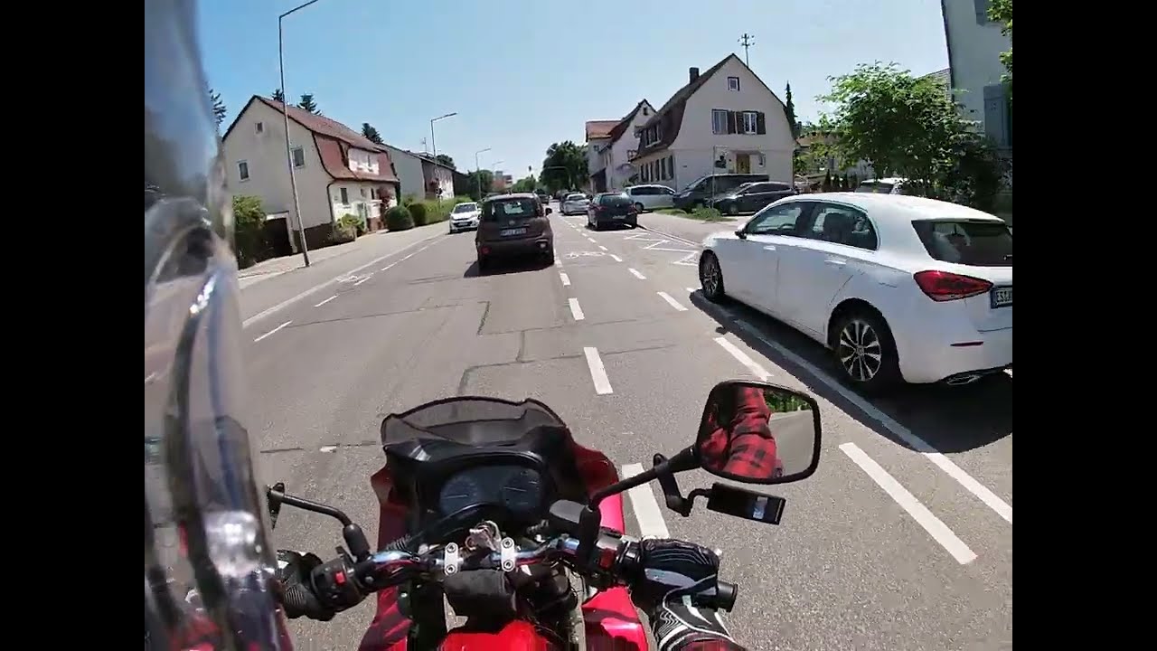 Yamaha XJ600 Diversion (1999) - On The Road