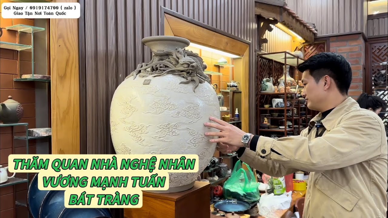 THĂM QUAN NHÀ NGHỆ NHÂN VƯƠNG MẠNH TUẤN - BÁT TRÀNG .