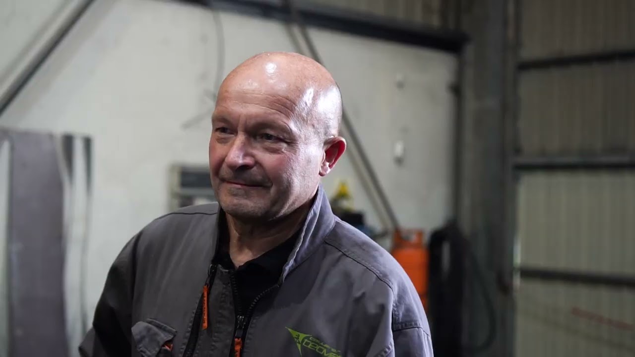 VIDEO II FOREST PIONEER