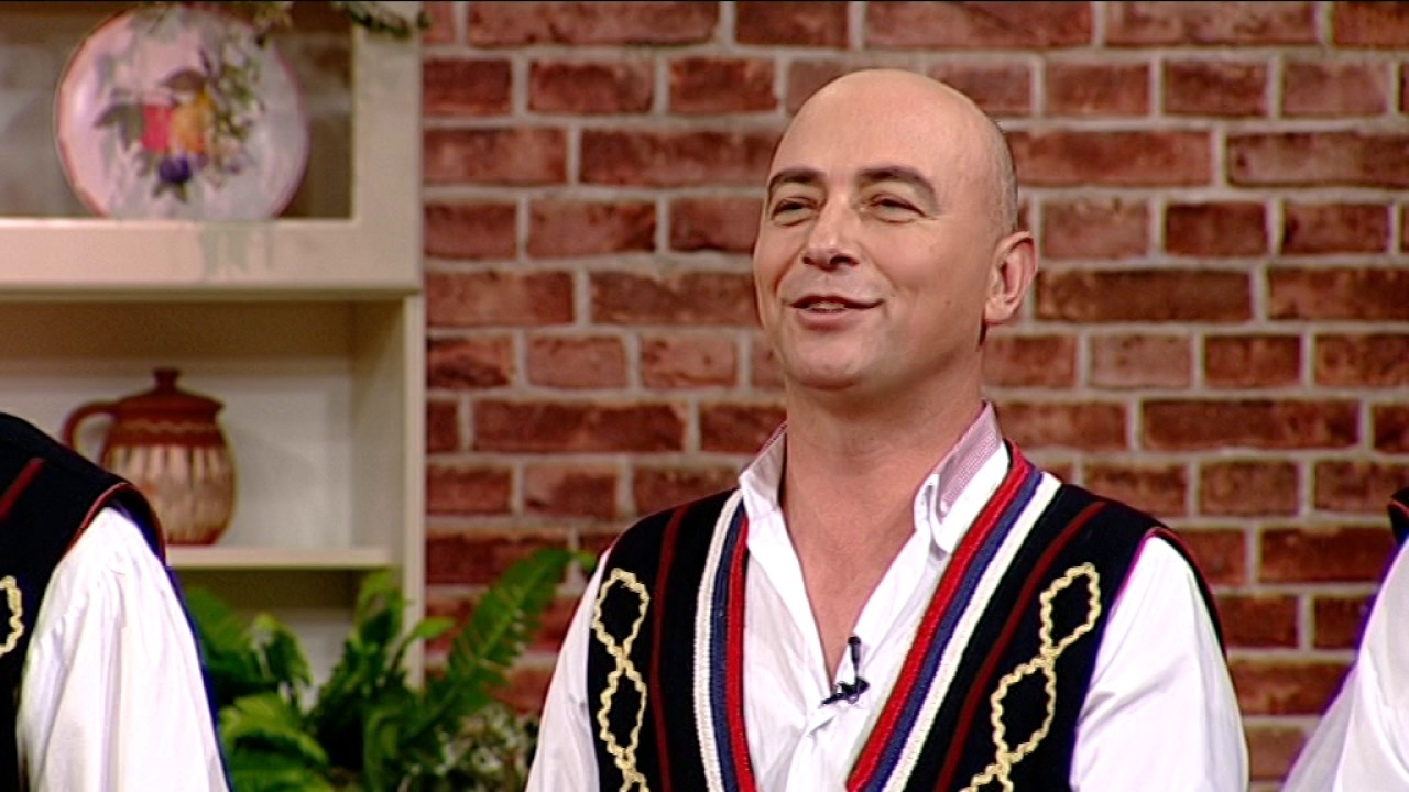 Sinovi Manjace   Pije mala BN Music Etno 2016
