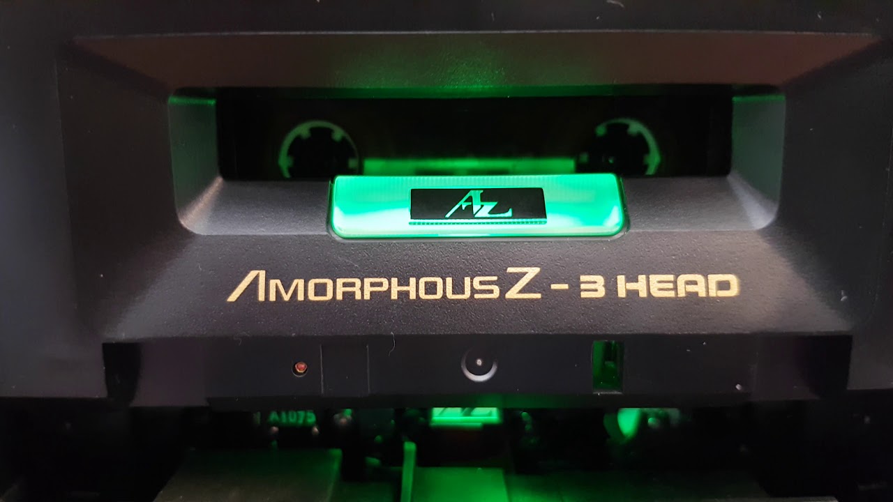 Technics RS -AZ7  vs.  YAMAHA KX -650 RS