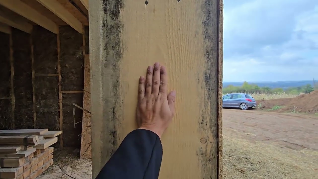 kuca od slame, Srpska kuca