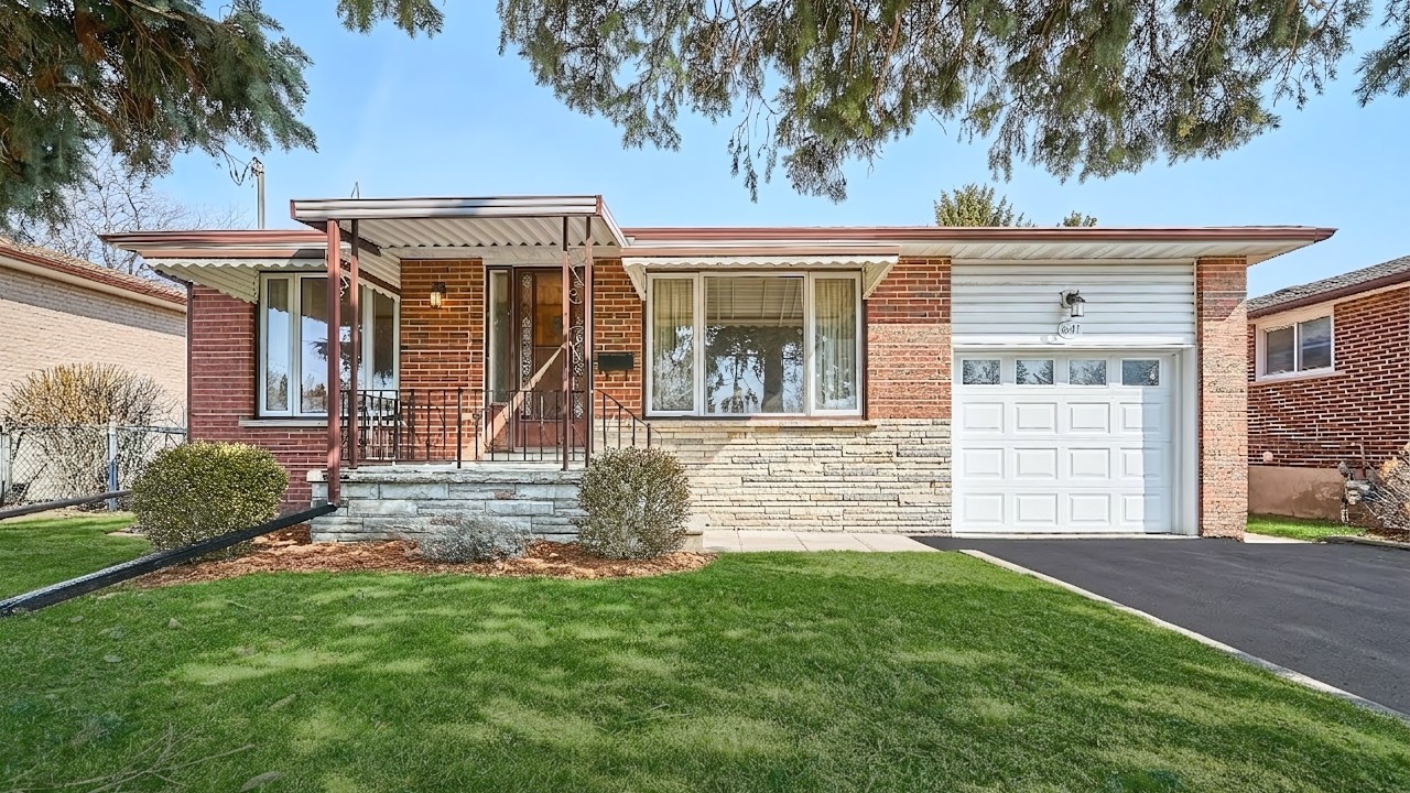 641 Park Rd N, Oshawa, ON BD