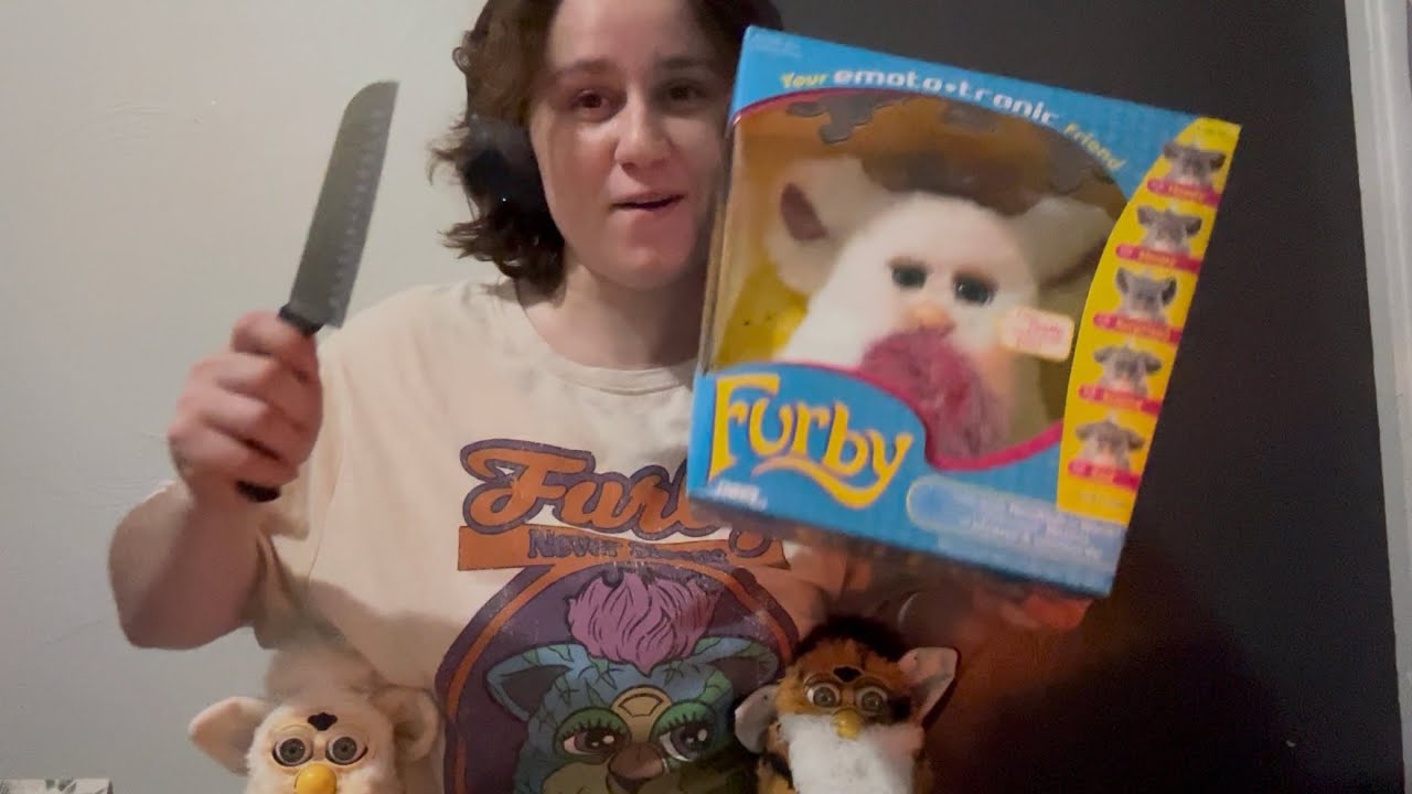 Unboxing a 2005 Furby: What&rsquo;s the Worst that Can Happen ????
