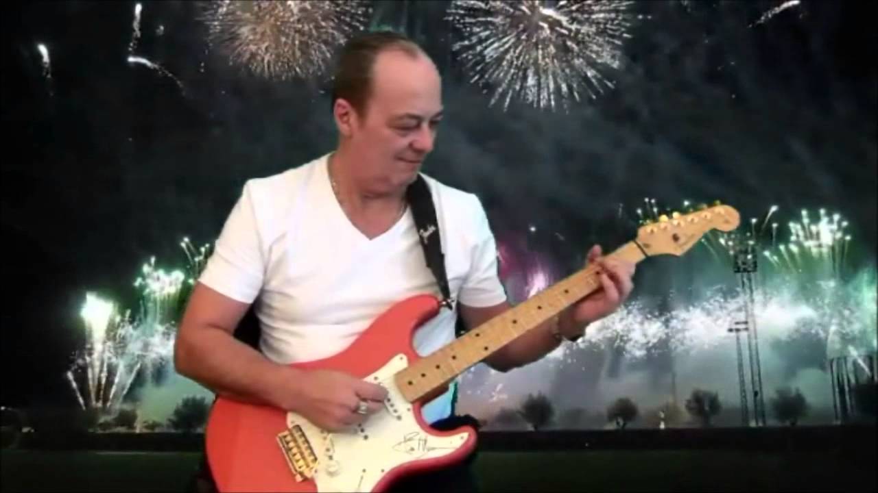 173  Et tu danses avec lui
