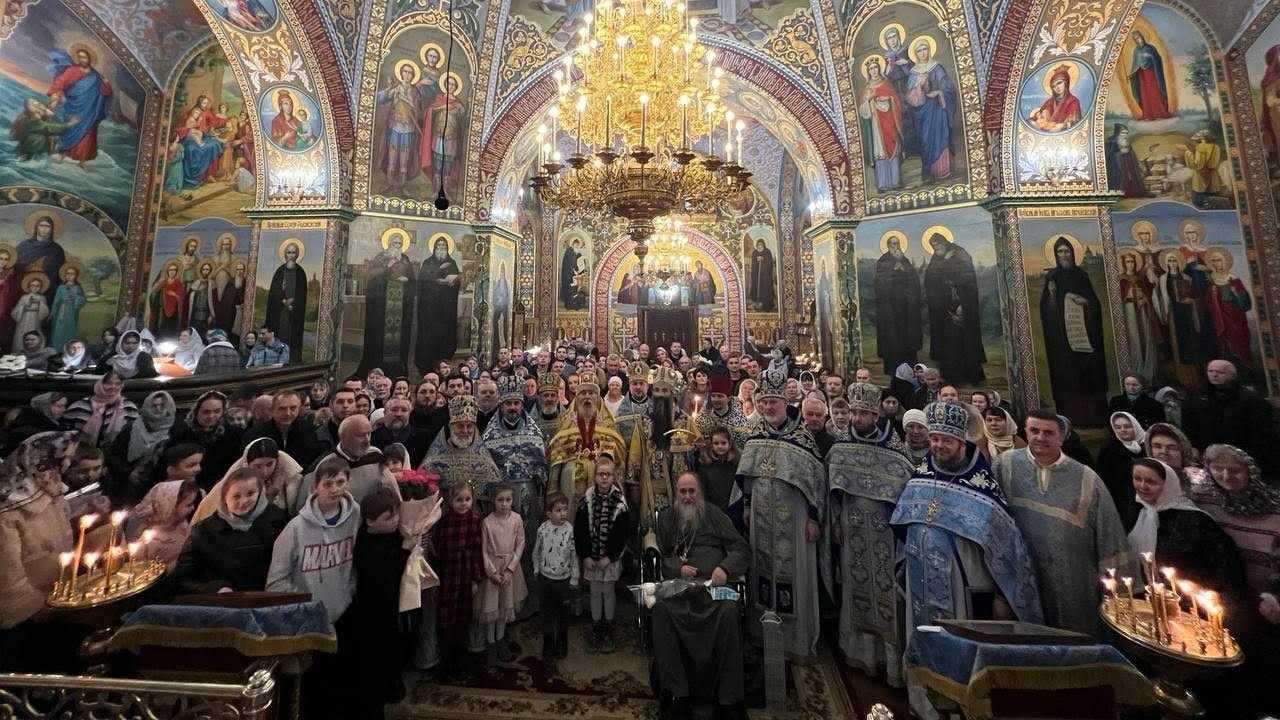 Недільне архієрейське богослужіння в Соборі Різдва Богородиці м. Вінниці