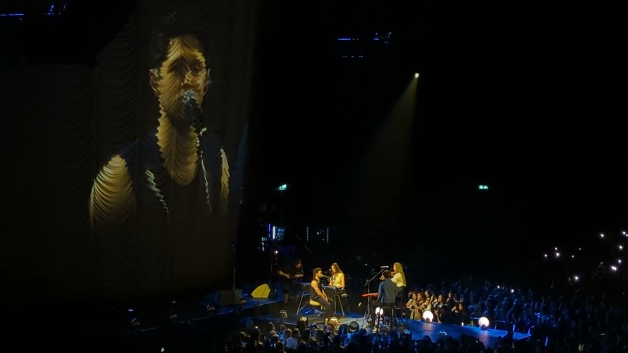 Niall Horan - Put a Little Love on Me - Dublin (24.02.2024)