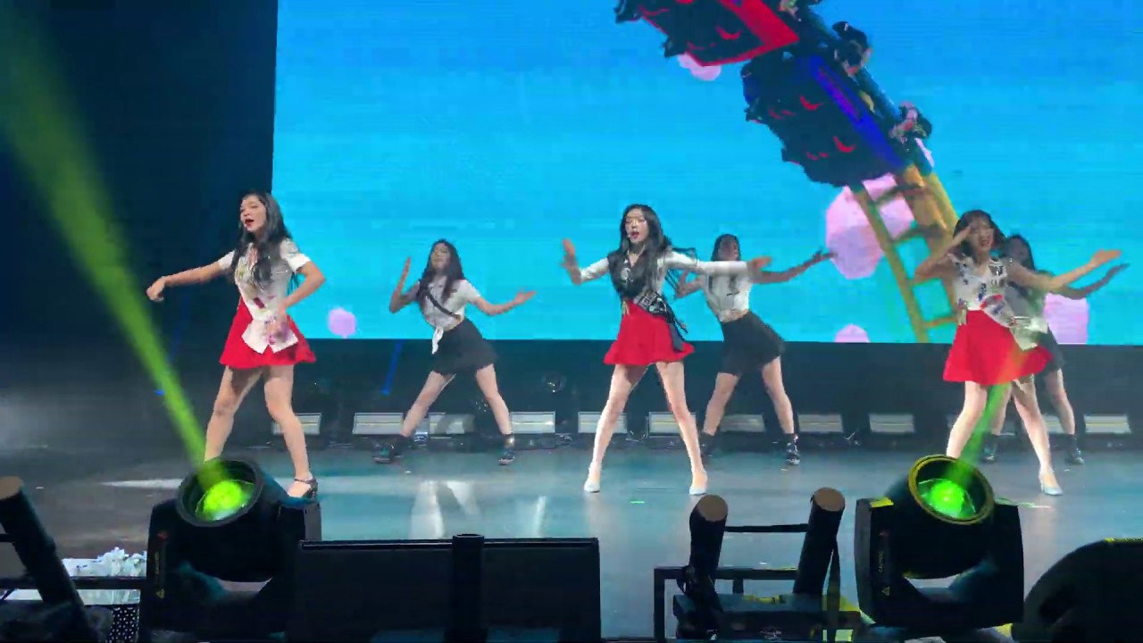 레드벨벳 Red Velvet - Russian Roulette - 190207 Redmare LA Fancam