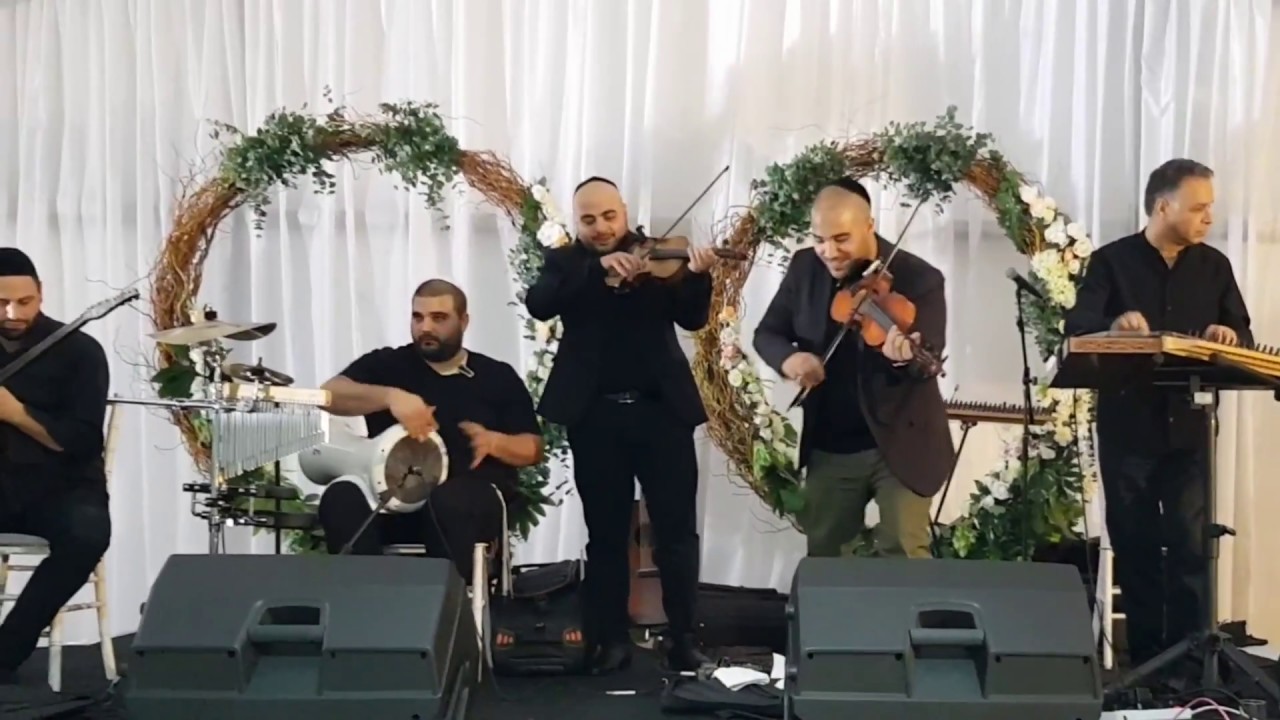 נעימת כינורות טורקית מדהימה LIVE על הבמה בISRAEL