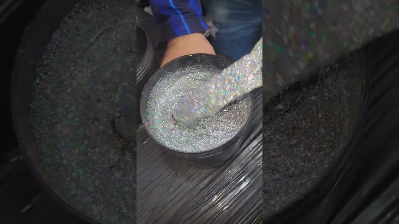 As&iacute; se fabrica la pintura con metal flake #autos #car #tuning #moto #motor