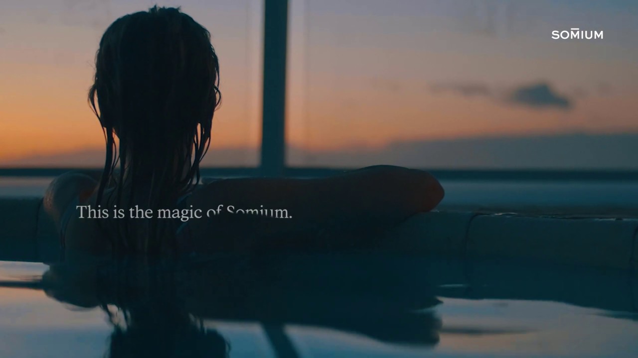Feeling outside, being inside - Somium