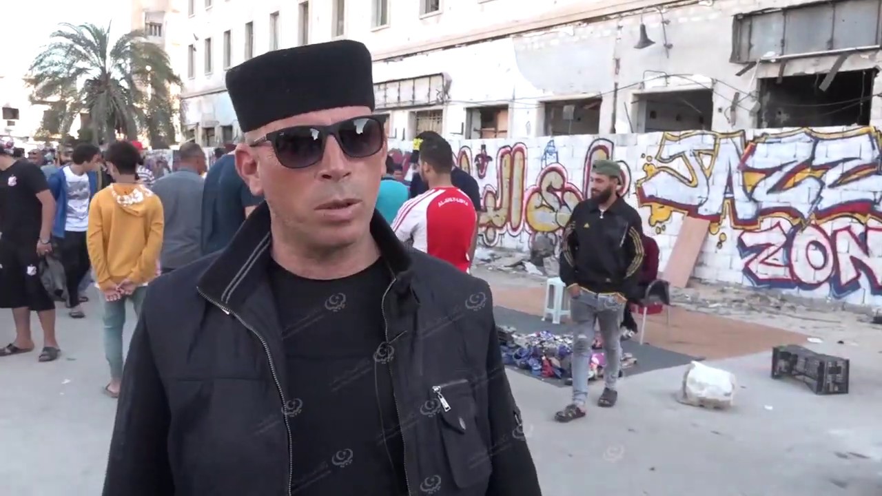 زيارة سوق الحوت في رمضان عادة لم تتأثر بقرار حظر التجول في بنغازي LCNA