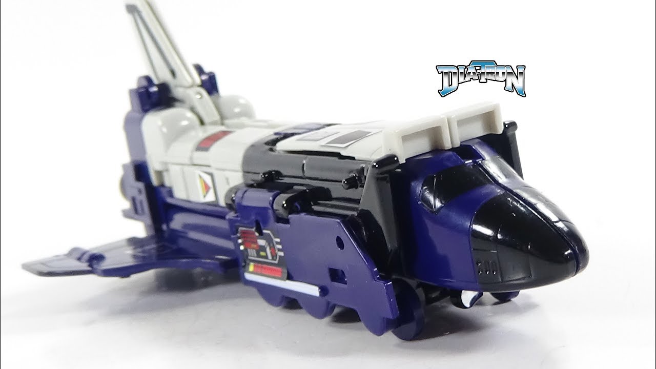DIA-REVIEW WALMART EXCLUSIVE G1 ASTROTRAIN