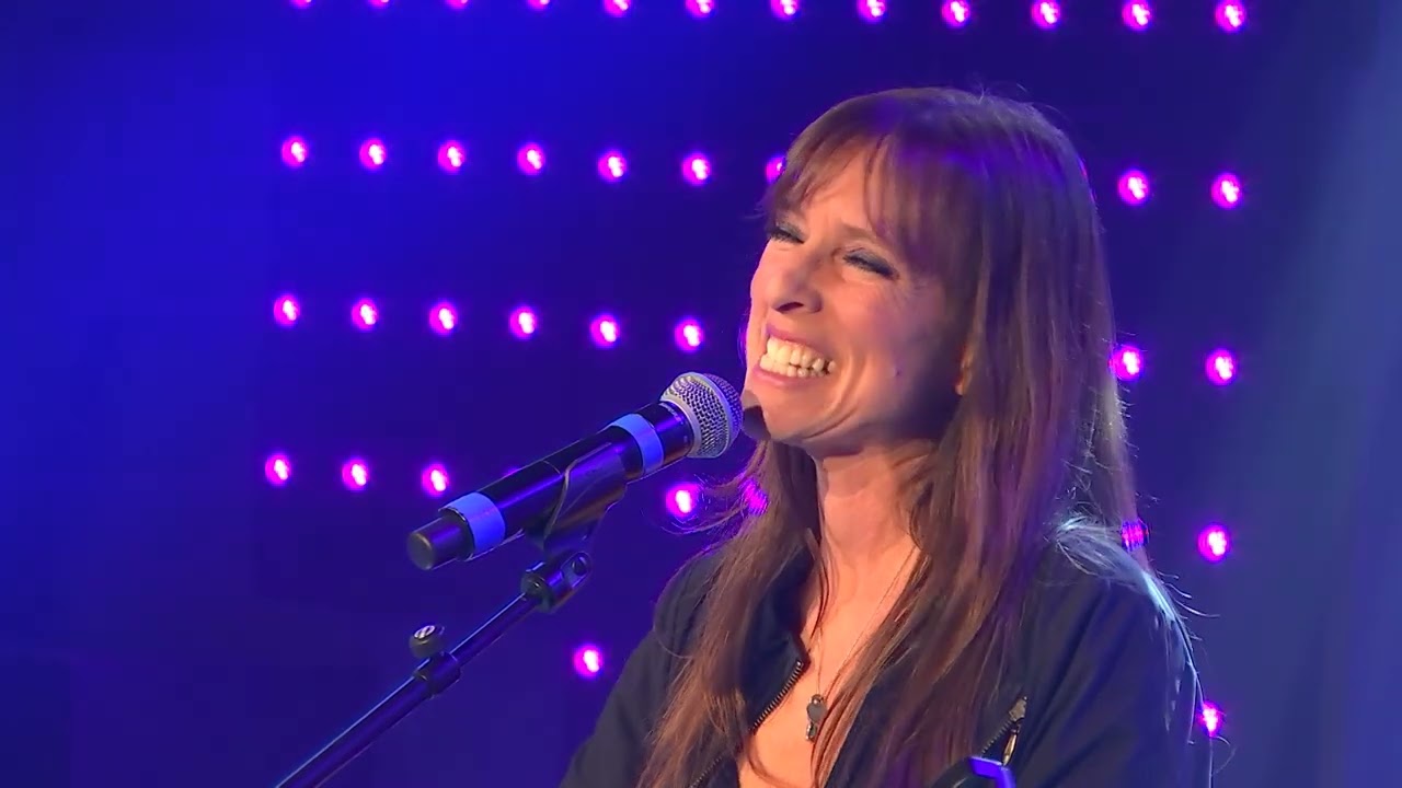 lynda Lemay - Sous ton charme (Live) - Le Grand Studio RTL
