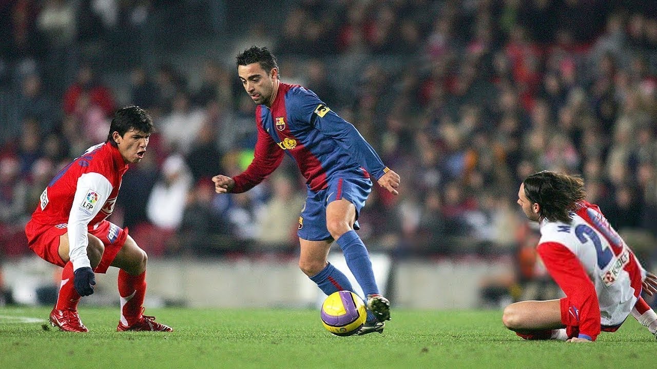 Xavi Hern&aacute;ndez  - When Football Becomes Art
