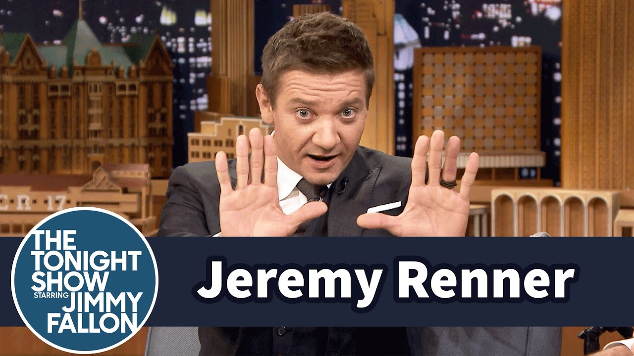 Jeremy Renner's Arrival Director's Accent Kept Him Laughing on Set