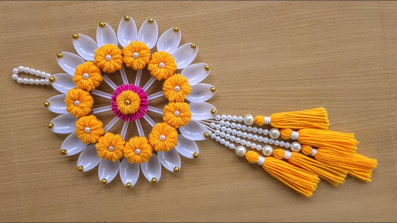 Plastic Spoon Wall Hanging - Wall Decor Idea - Best Out Of Waste Plastic Spoon - DIY Home Decor Idea