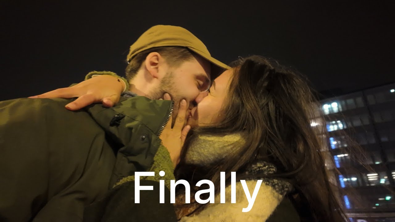 Spending New Year’s Eve without your partner (3rd wheeling)