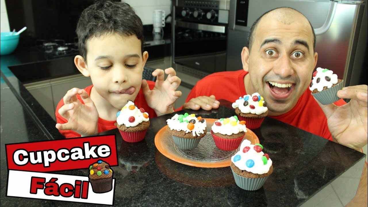 COMO FAZER CUPCAKE DE CHOCOLATE - RECEITA DA FAMÍLIA BUGIGANGA