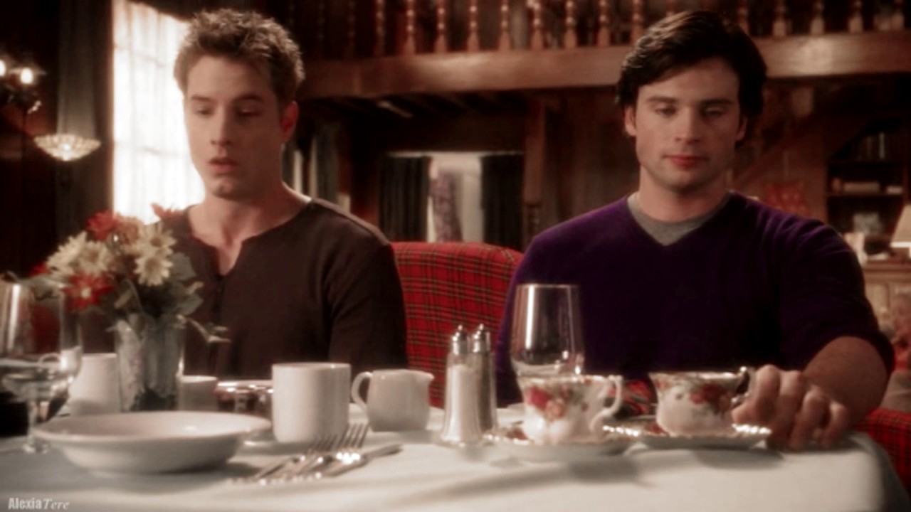 Smallville ● The Best of Seasone 9 {Humor}  1