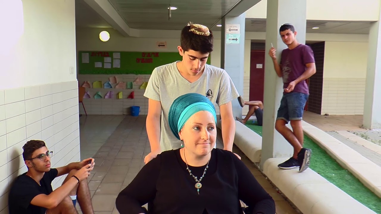 דקה משיגעון  - סרט גמר