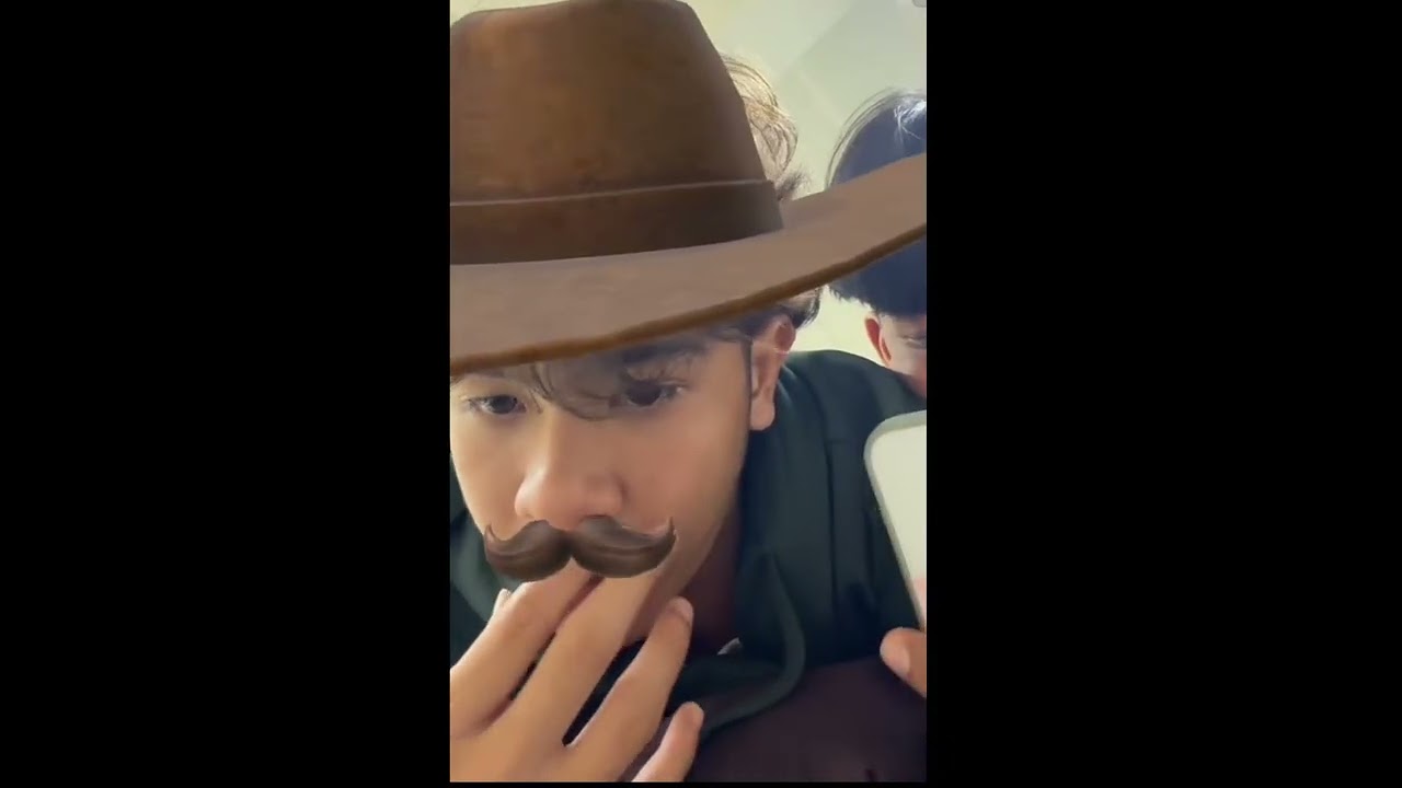 น้องเต วรากร นักเตะทีมหมอนทอง ไลฟ์ก่อนแข่งในtiktok
