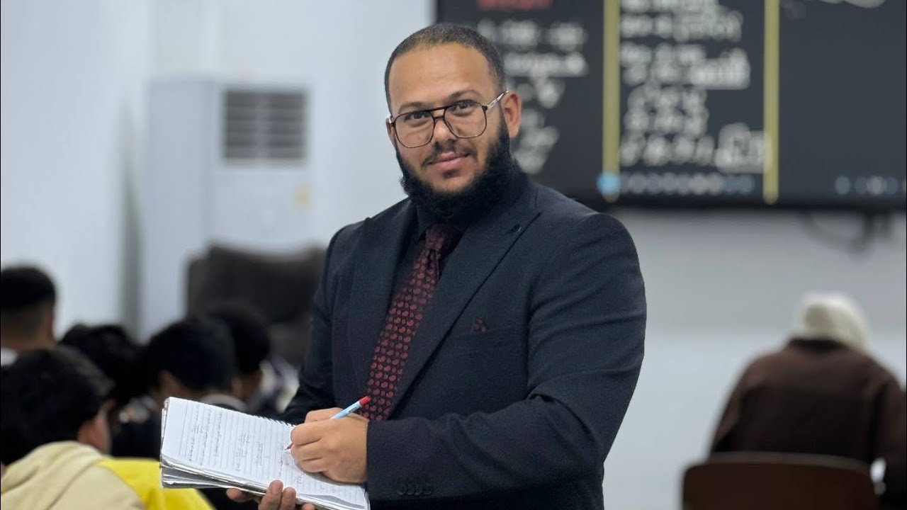 #المعدلات_الزمنية المحاضرة ٣ #الفصل_الثالث #دحام_حامد سيارتان _اشارة_مرورية_شجرة