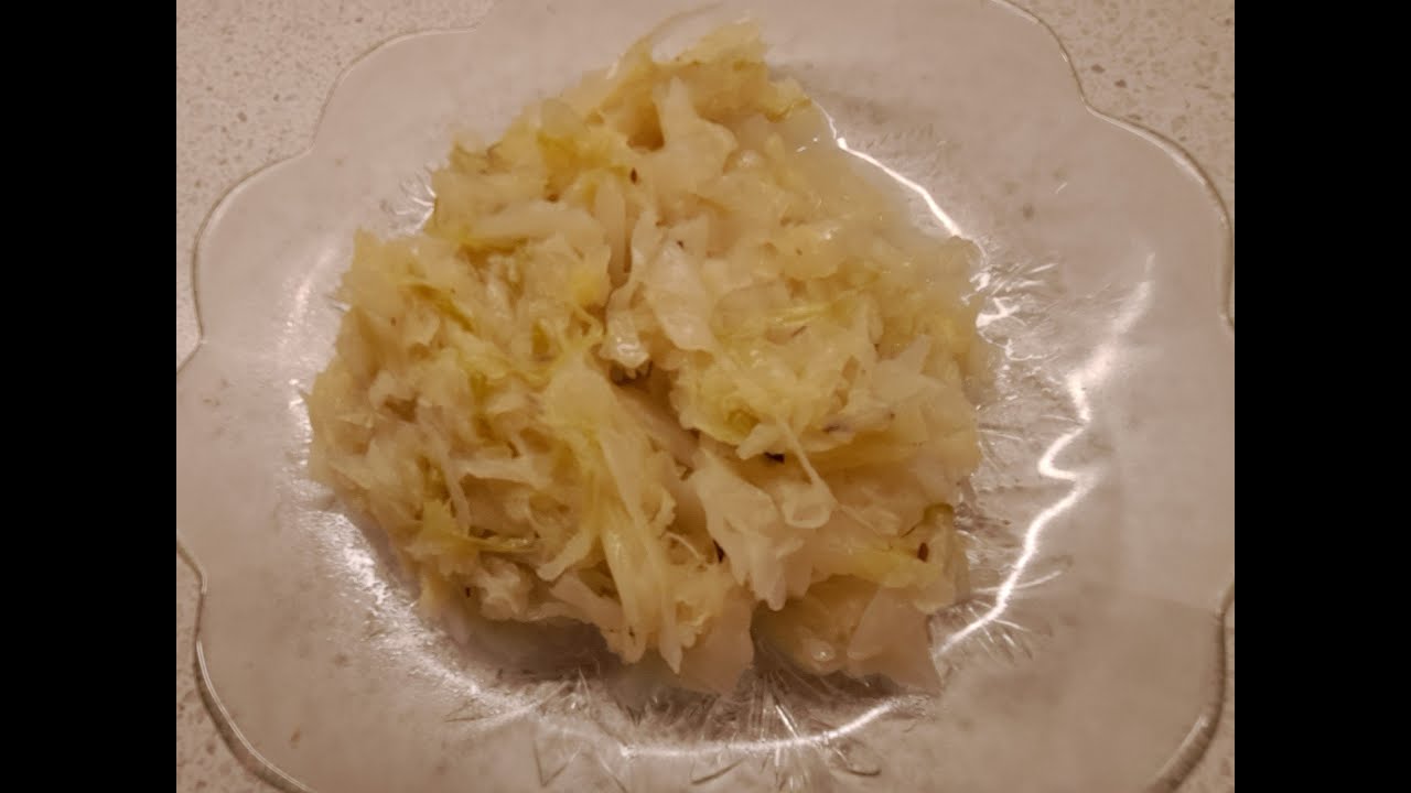 Dušené zelí (přílohové)