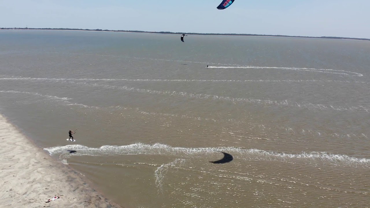Kitesurfing in Panama! Sand bar session in Punta Chame