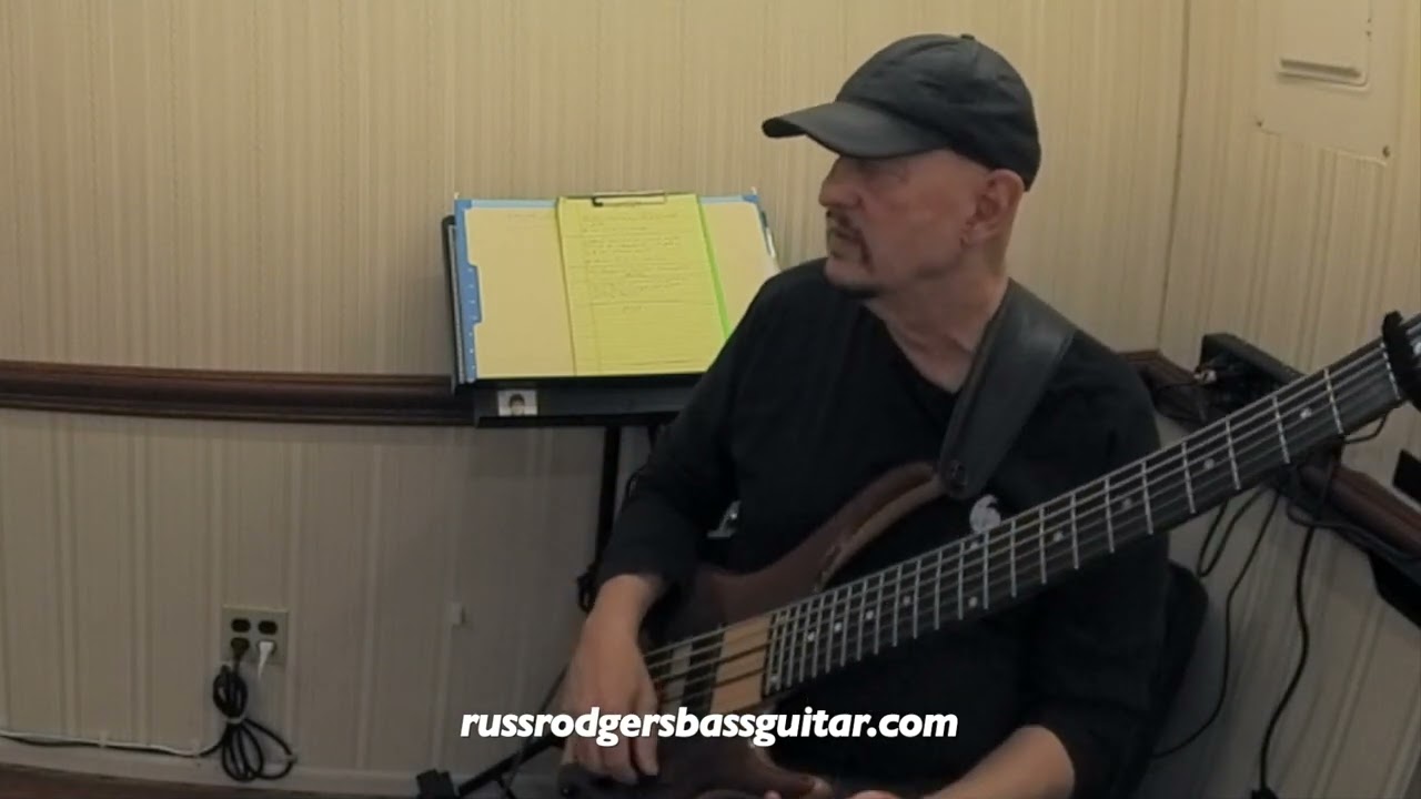 Bass Guitar Lesson On 3 Finger Technique