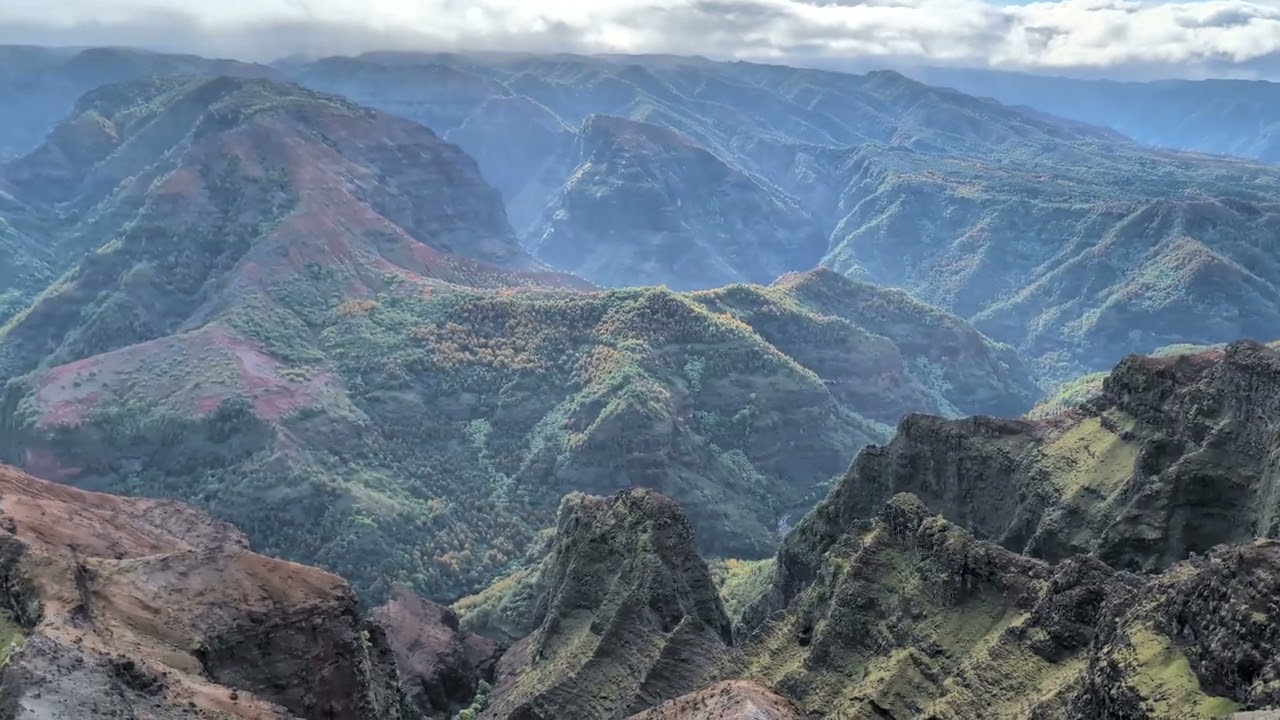 Waimea canyon lookout