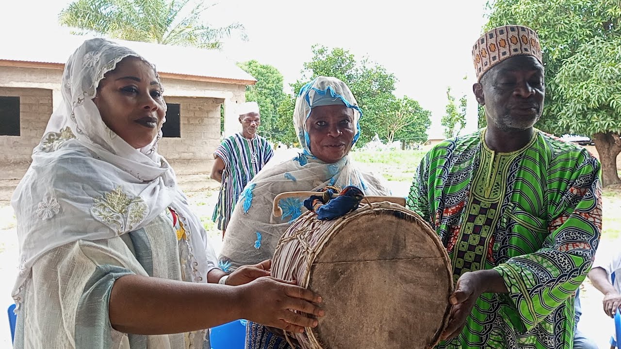 Agoulou : Hawa Adetchessi concrétise une promesse aux femmes de sa commune natale