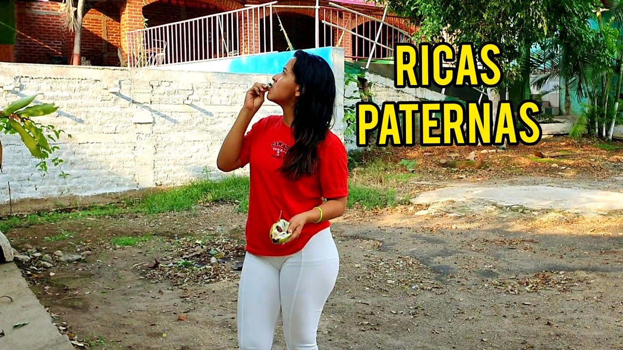Mi Madre Arriba de Un Árbol Cortando Paternas o ( GUAMAS)