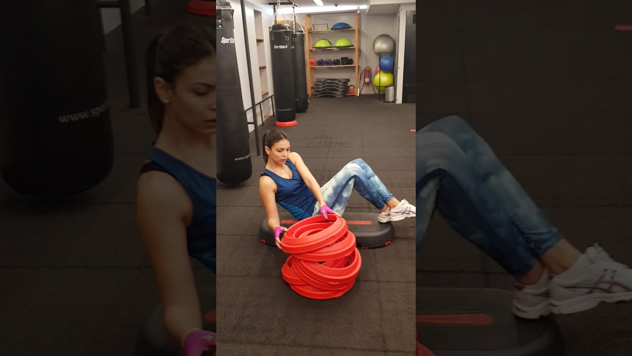 zineb obeid Workout  الرياضة مع زينب عبيد و حركات صو