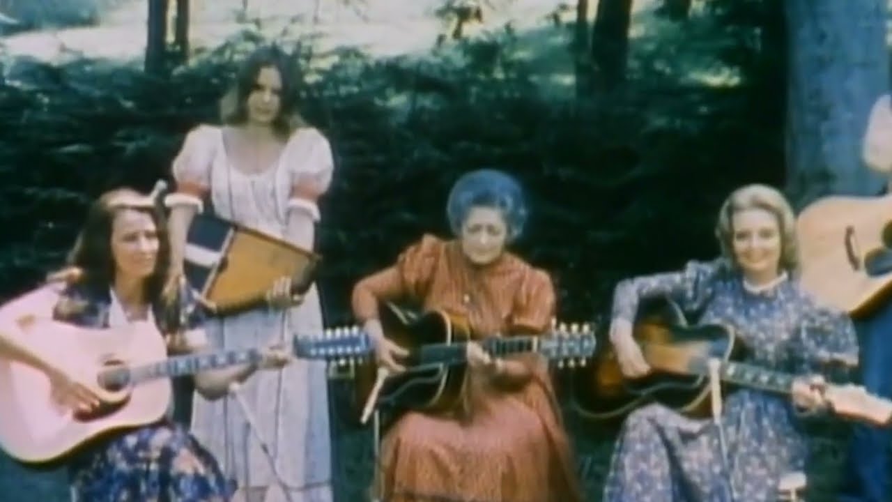 ~ Wildwood Flower~  Carter Family 1975