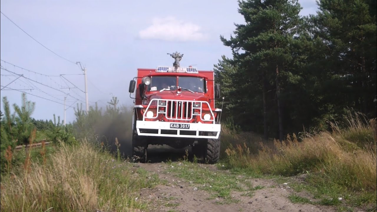 Przejazd alarmowy 509[K]55 GCBA Ural 4320 oraz 509[K]49 z OSP Bukowno Stare w terenie