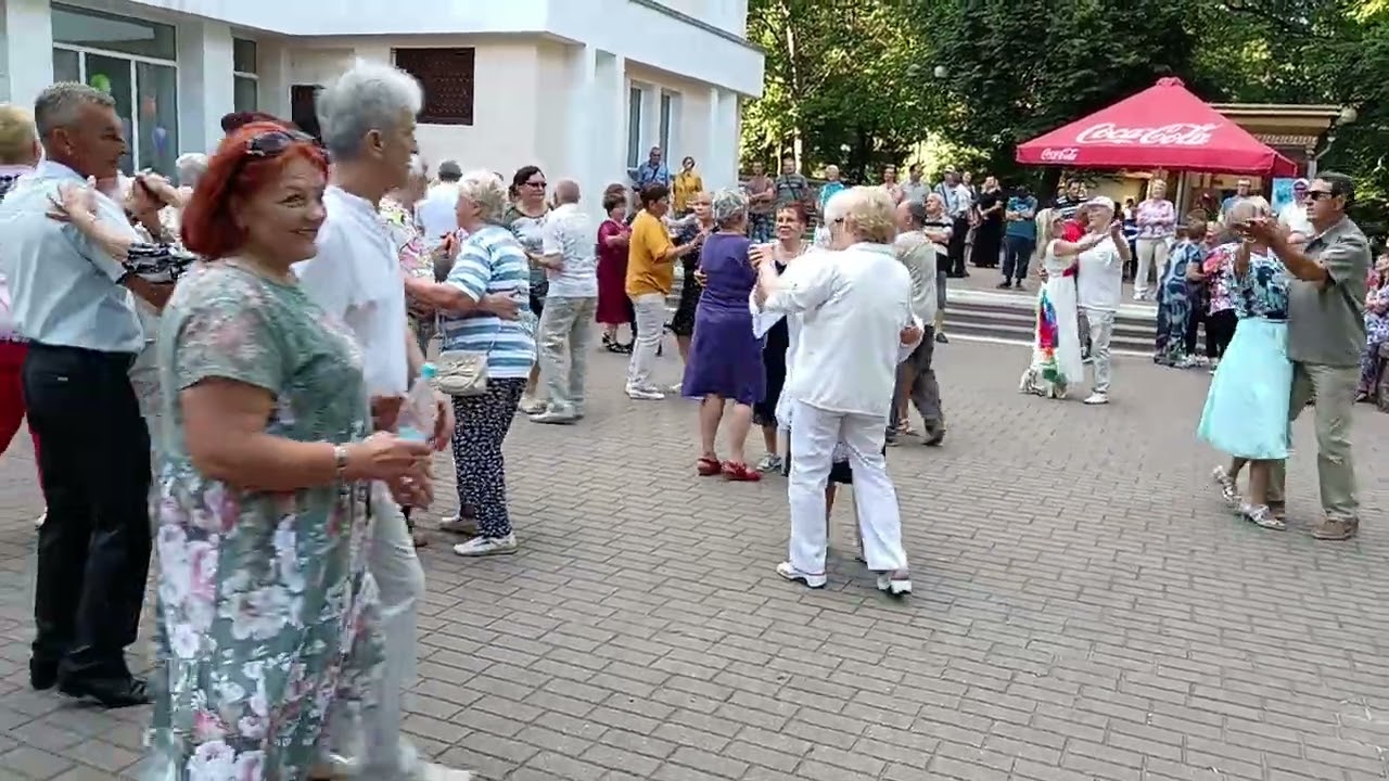 В лесу прифронтовом...... 05.07.25 Гомель парк Луначарского 🥰💫