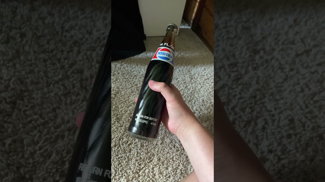 1985 Pepsi Error Bottle #retro #sodabottle #bottles #vintage #soda #error #softdrink #cola #pepsi
