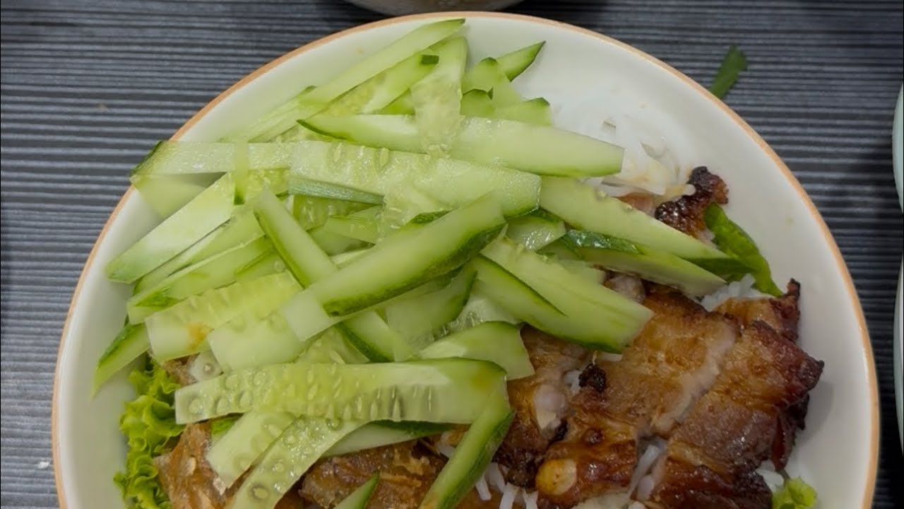  bún thịt nướng chả giò đơn giản nhưng hấp dẫn#vietnamesetaste #food #reviewfoods 