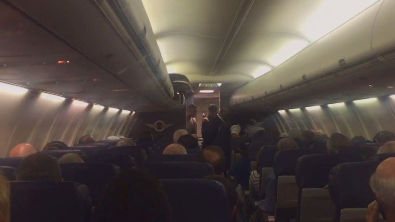 Doctors and Nurse Deliver Baby on Plane After Mom Goes Into Labor Mid-Flight