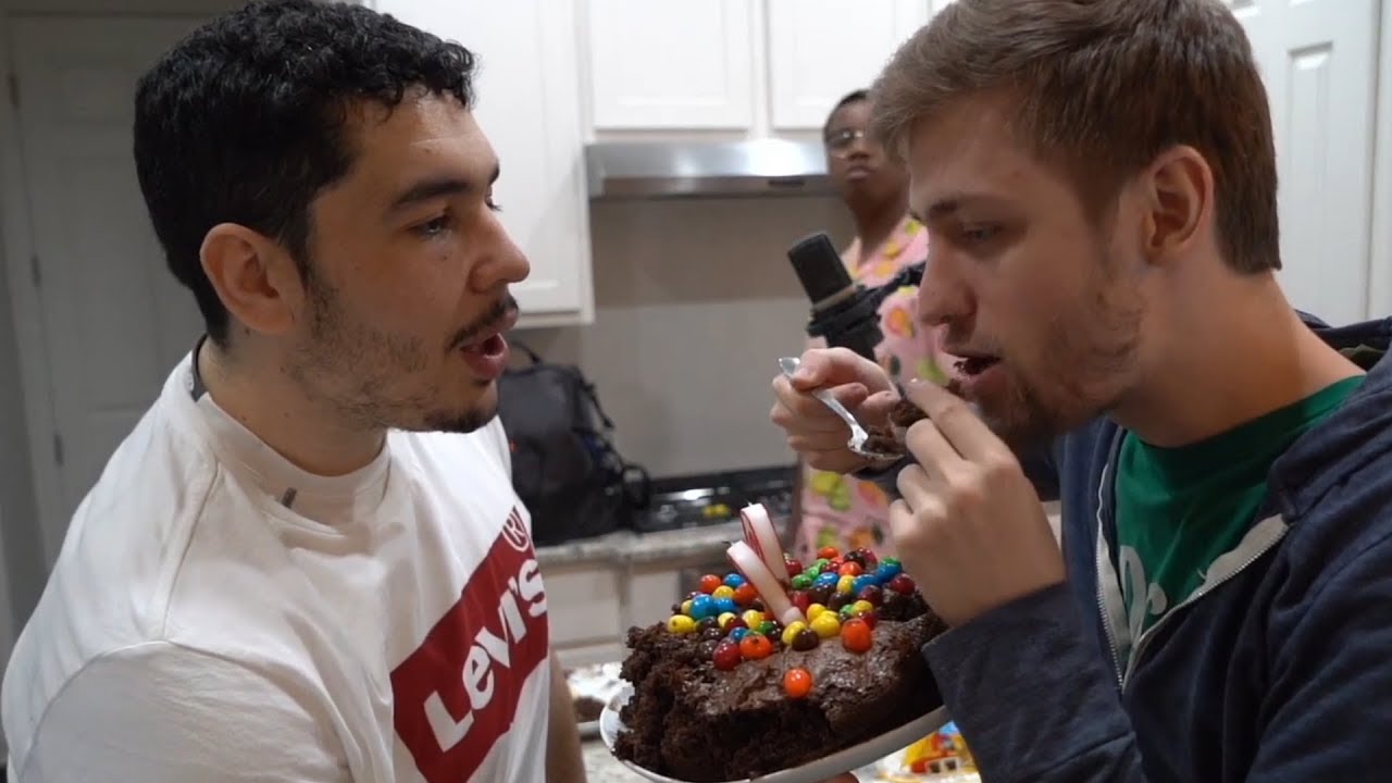 Baking Nmplol's Birthday Cake With Greekgodx Ft. Sodapoppin, Macaiyla, 39Daph, Russel