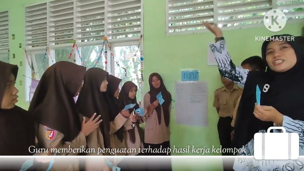 Praktik Baik Pembelajaran Informatika Teknik Unplugged dengan menggunakan media kartu