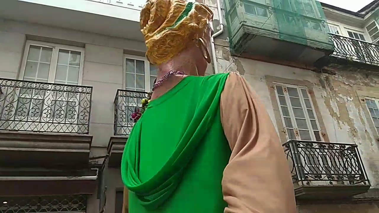 Os M&oacute;maros na R&uacute;a Real de Pontedeume Festas das Peras 2017