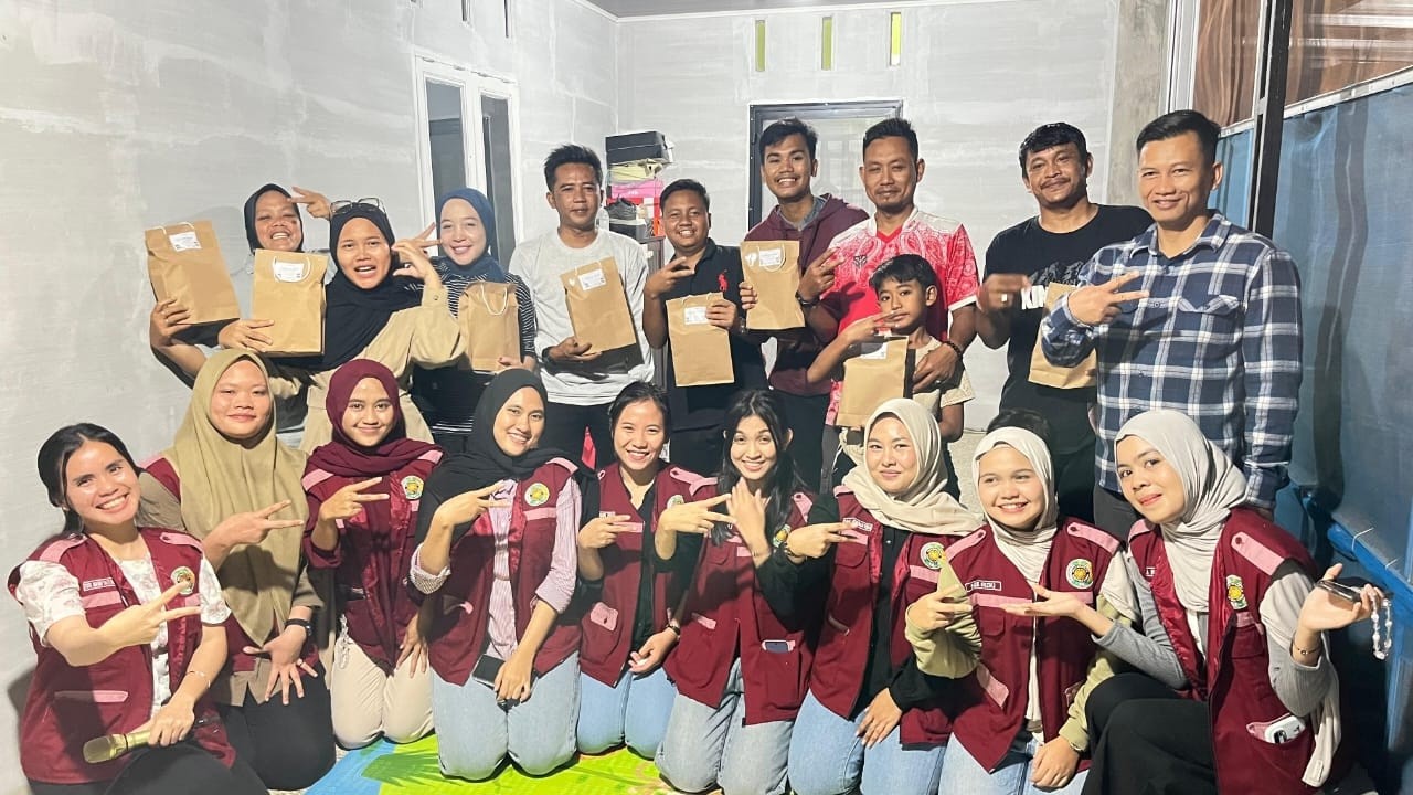 Output Video KKN-T FKM Kelompok 1 Desa Emplasmen Kuala Namu | Universitas Sumatera Utara