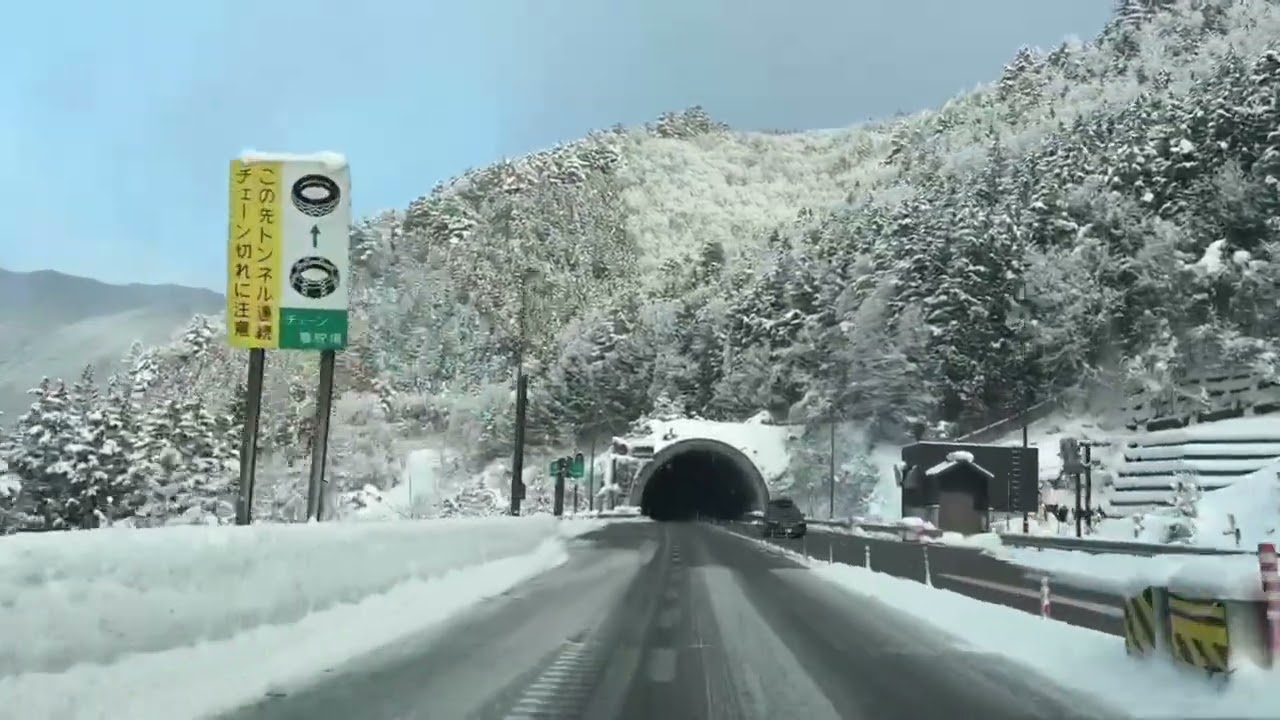 奔馳雪國