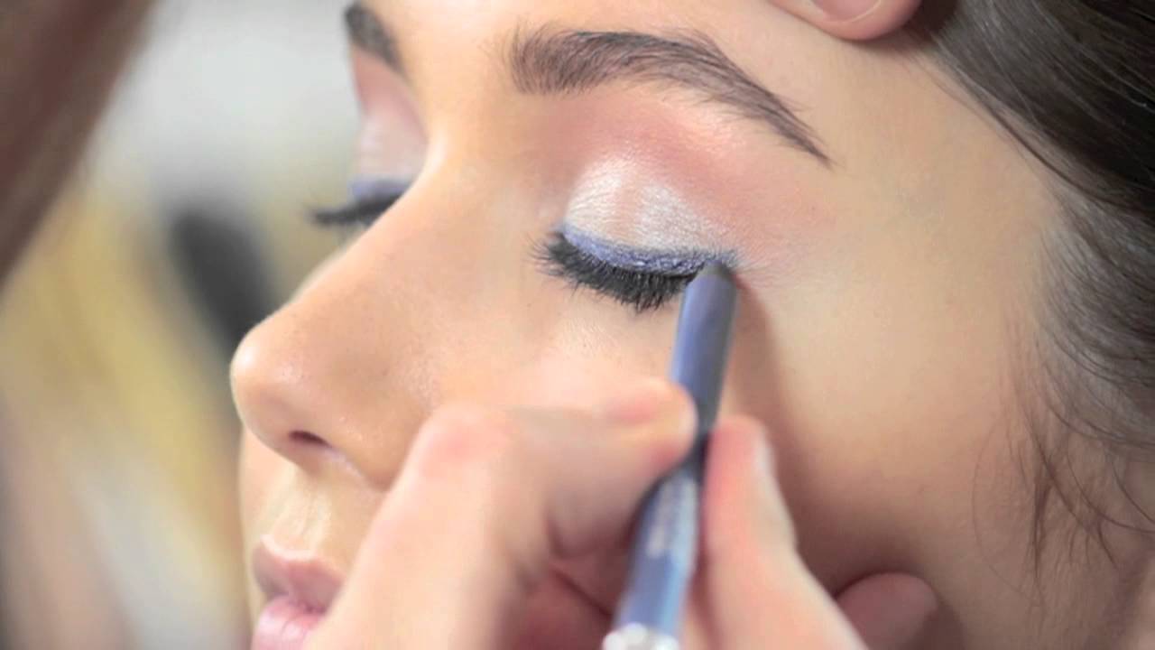 TUTORIAL MAKE UP 