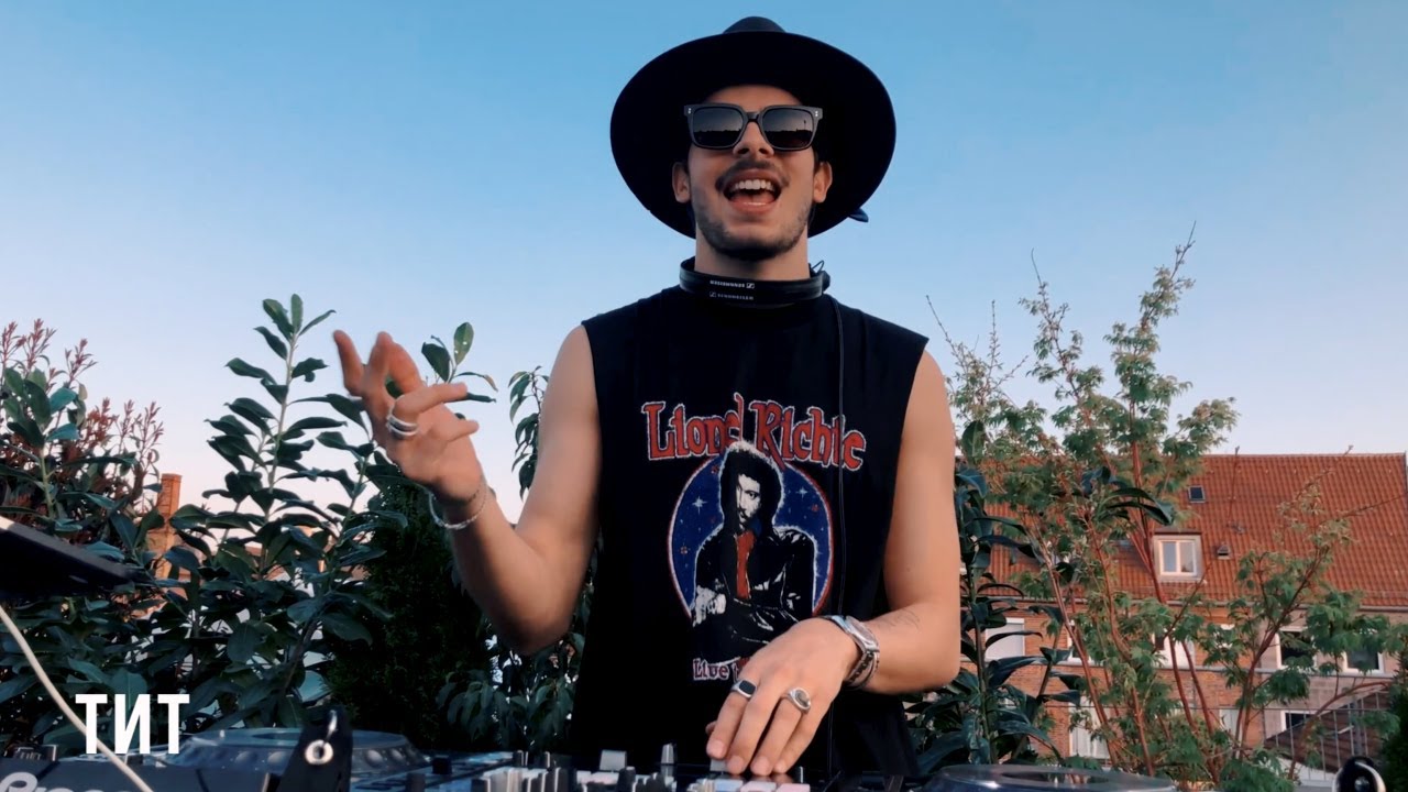 The Rooftop Session Pt.3 - ANREY
